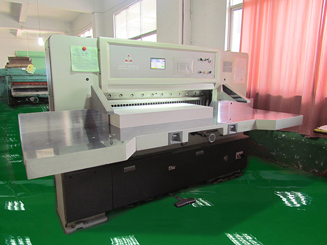 自動(dòng)切紙機(jī)